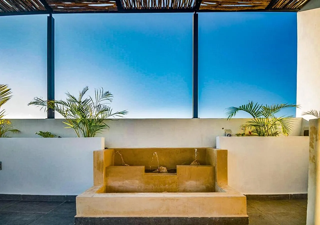 Dewl Estudios : El Mexicano Playa del Carmen 0*,  Mexikó